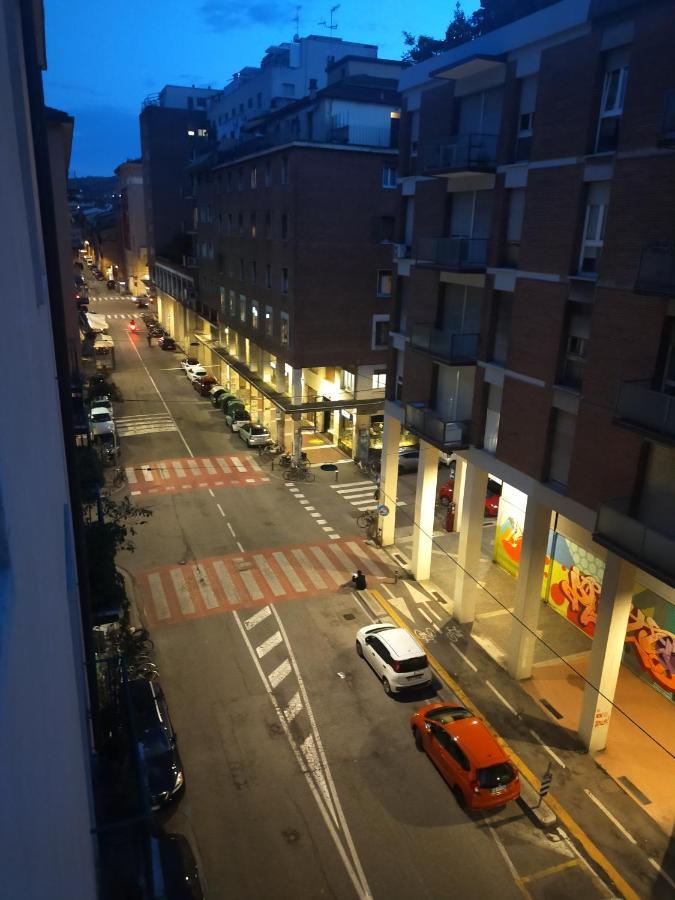 B & B Via Borgo Di San Pietro Bologna Eksteriør billede